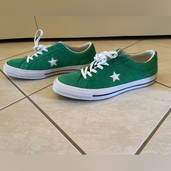 Converse Green Star Sneakers - Picture 1 of 9